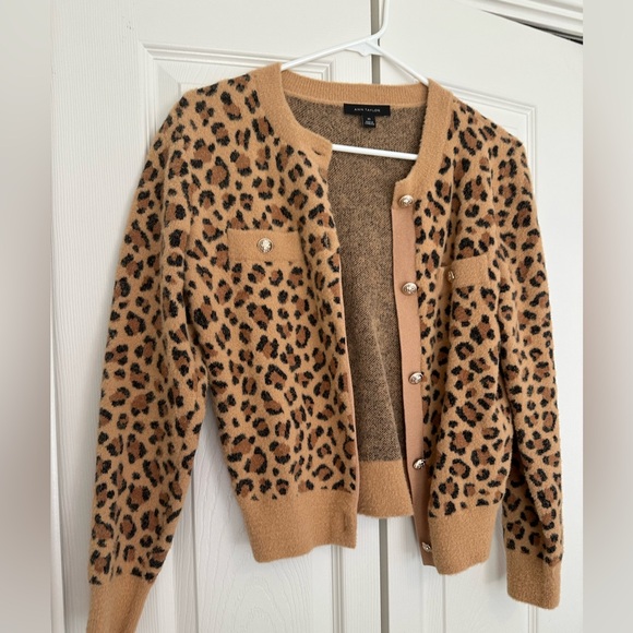 Ann Taylor Leopard Print Cardigan - Picture 3 of 7